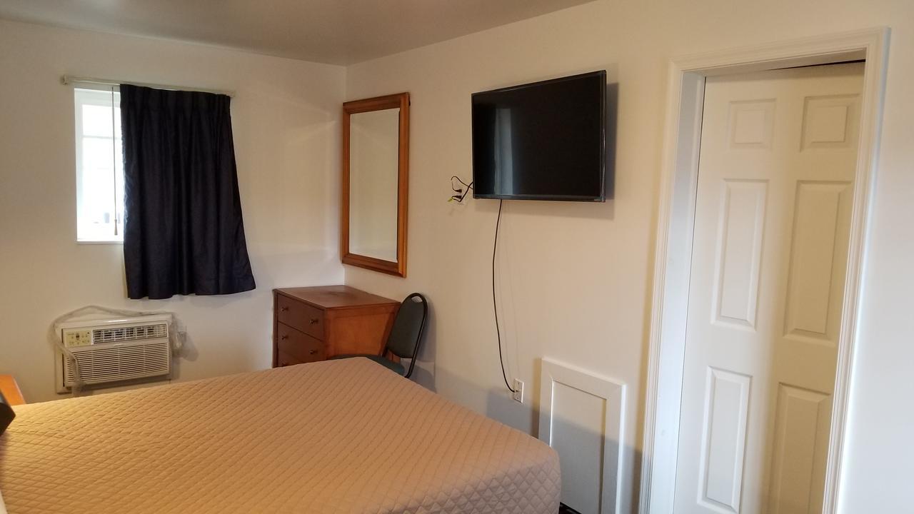 Budget Inn Breezewood Экстерьер фото