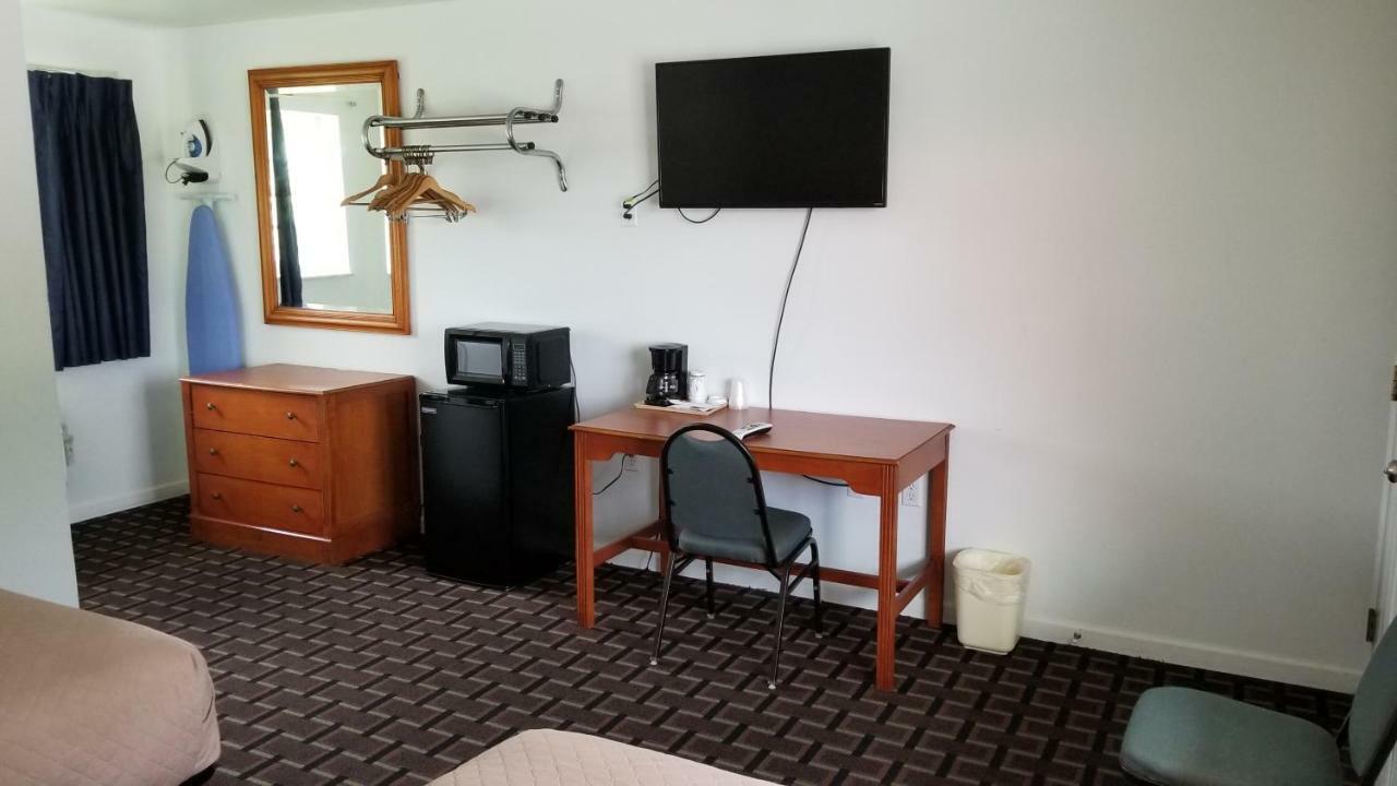 Budget Inn Breezewood Экстерьер фото